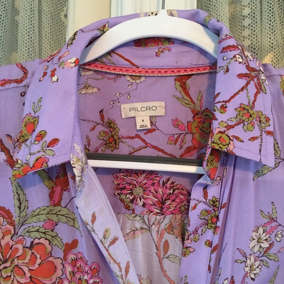 Host Pick: Anthropologie Pilcro Nature Print Shirt - Size Small - Picture 2 of 7